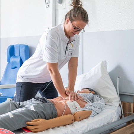 PEC des urgences vitales en ETS ou médico social