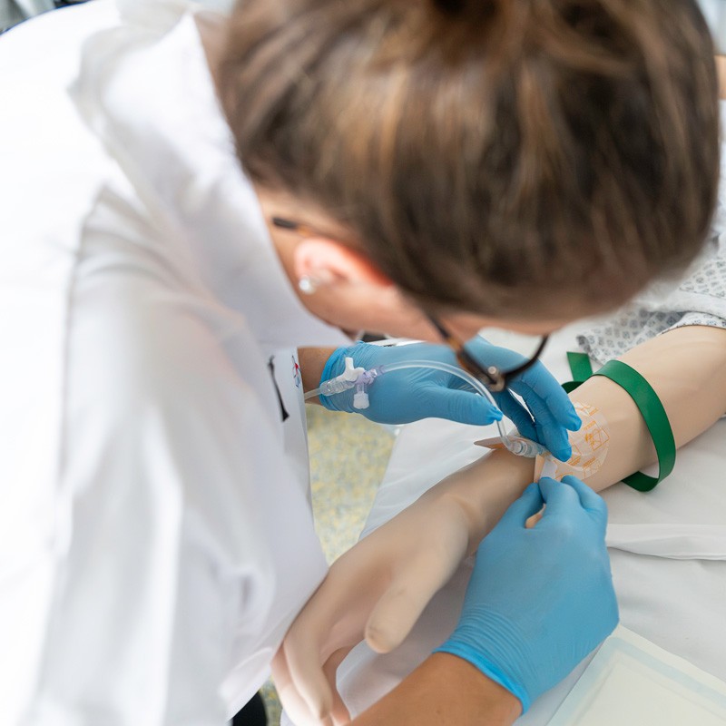 PEC ACR par simulation en intra hospitalier équipe pluridisciplinaire